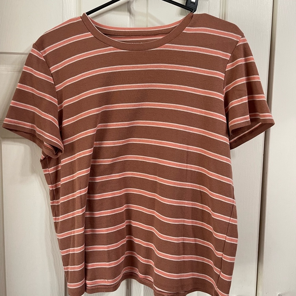 Women American eagle shirt